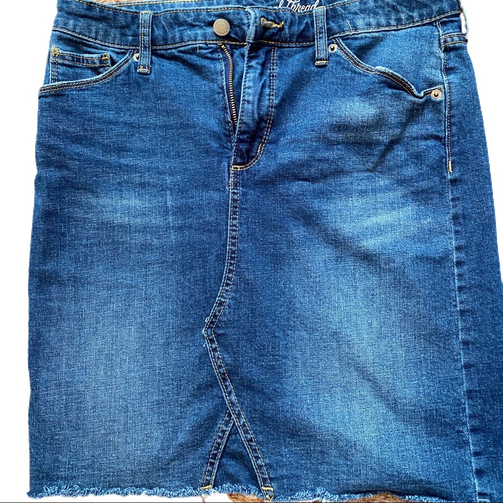 Universal Thread Distressed & Frayed Denim Skirt